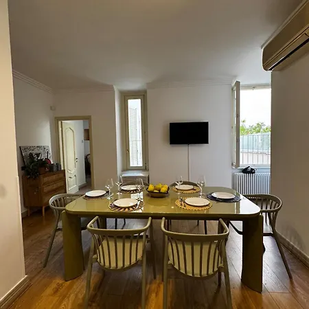 Escape 2bdr Spanish Steps And Trevi * רומא